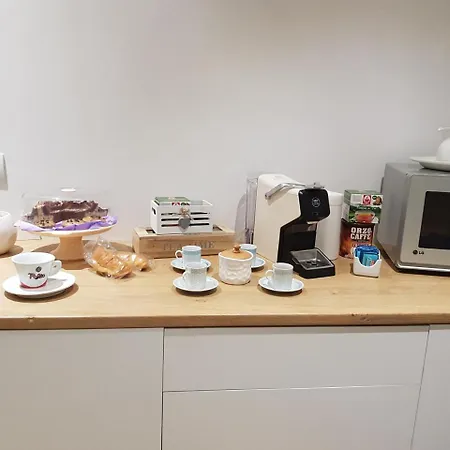 Bed & Breakfast Handy 2*