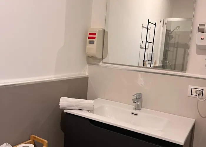 Frühstückspension Handy 3*