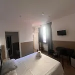 Bed & Breakfast Handy