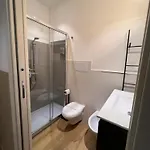 Handy