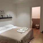 Bed & Breakfast Handy 4*