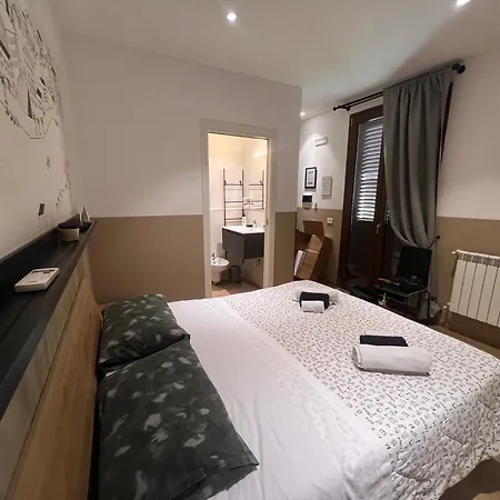 Handy לינה וארוחת בוקר 3*