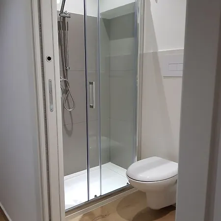 Handy לינה וארוחת בוקר