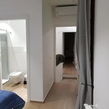 Bed & Breakfast Handy 3*