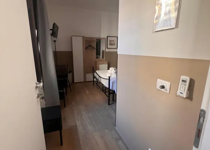 Handy Oda ve Kahvaltı 4*