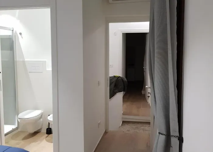 Oda ve Kahvaltı Handy 4*