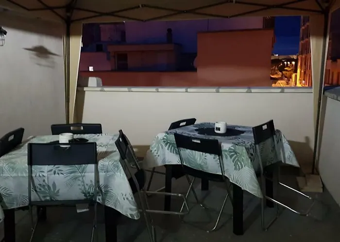 Handy Oda ve Kahvaltı 4*